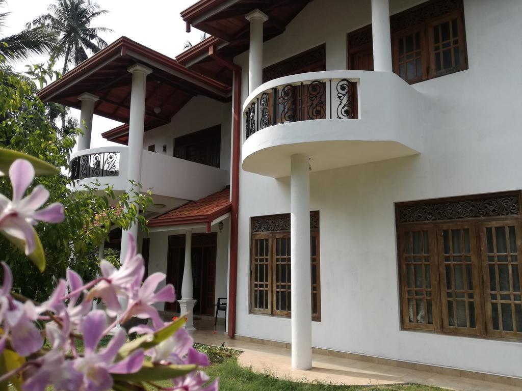 فندق تانجاليفي  Golden Beach Rest المظهر الخارجي الصورة